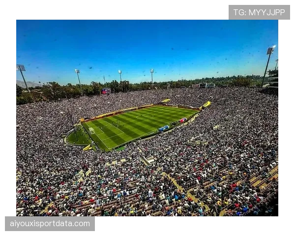 欧冠主题公园在伦敦开幕，首周吸引超十万球迷参与互动体验